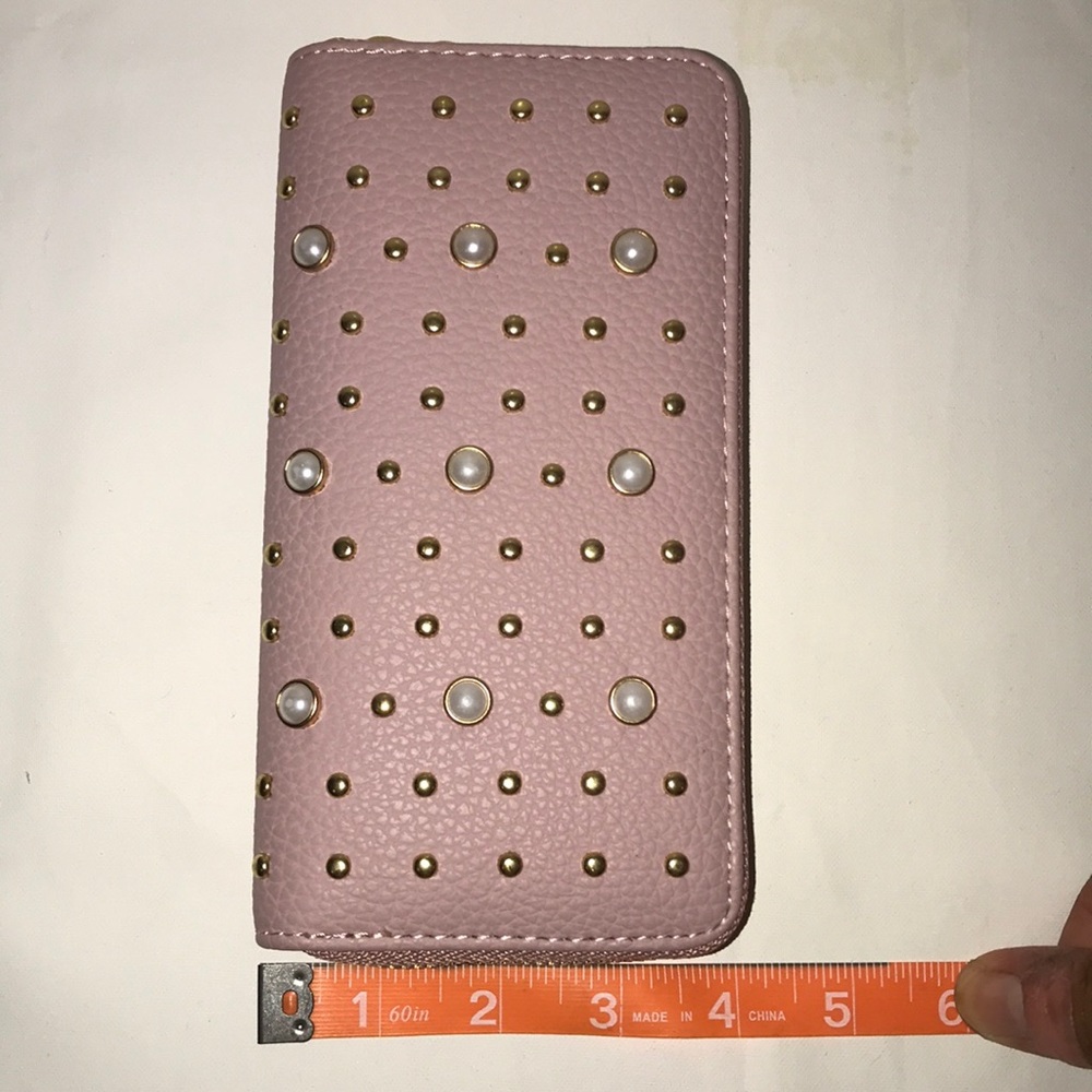 Pearl Stud Wallet- Nwot (New Without Tags ) - image 4